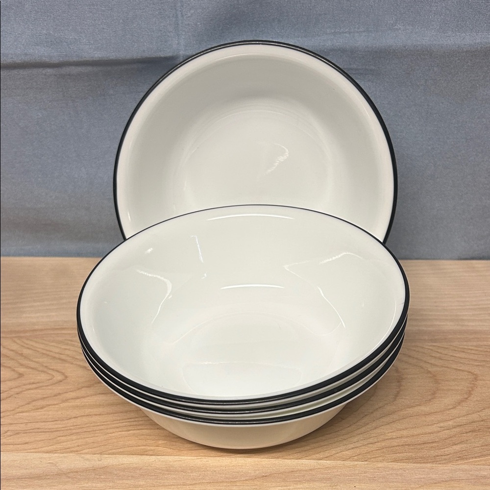 CORELLE Classic White Dinner Bowls with Black Rim set of 4